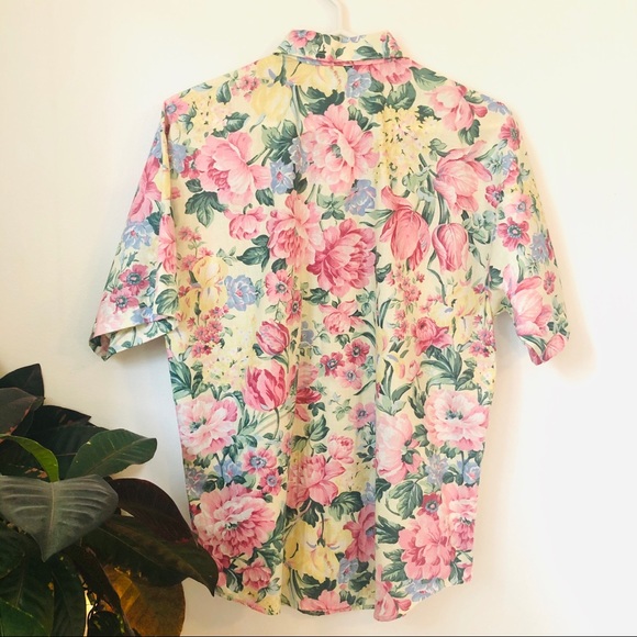 Vintage floral button down top - Picture 7 of 8